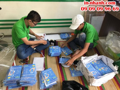 In tờ rơi ở đâu?